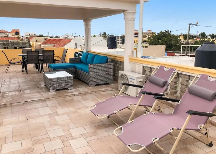 Spacious House In Santo Domingo Este With Garden